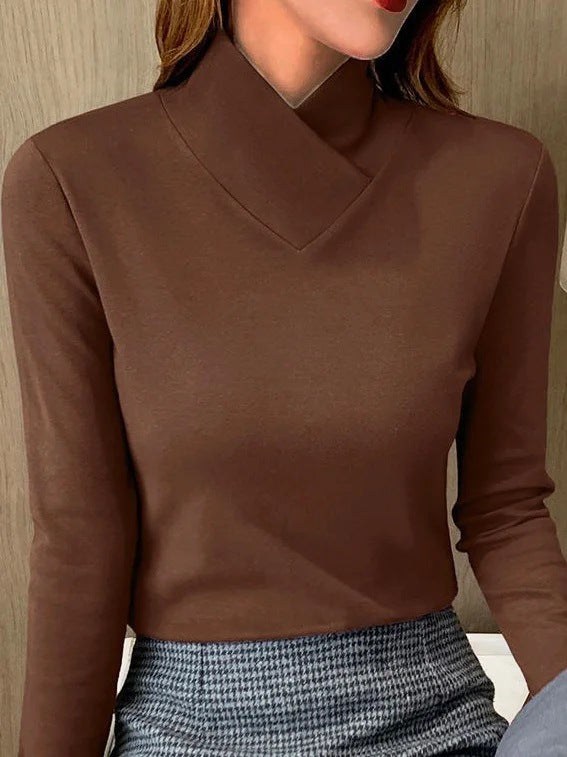 Clara – Elegant Turtleneck with High Collar