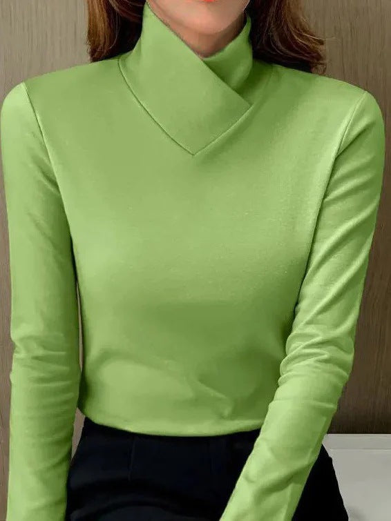 Clara – Elegant Turtleneck with High Collar