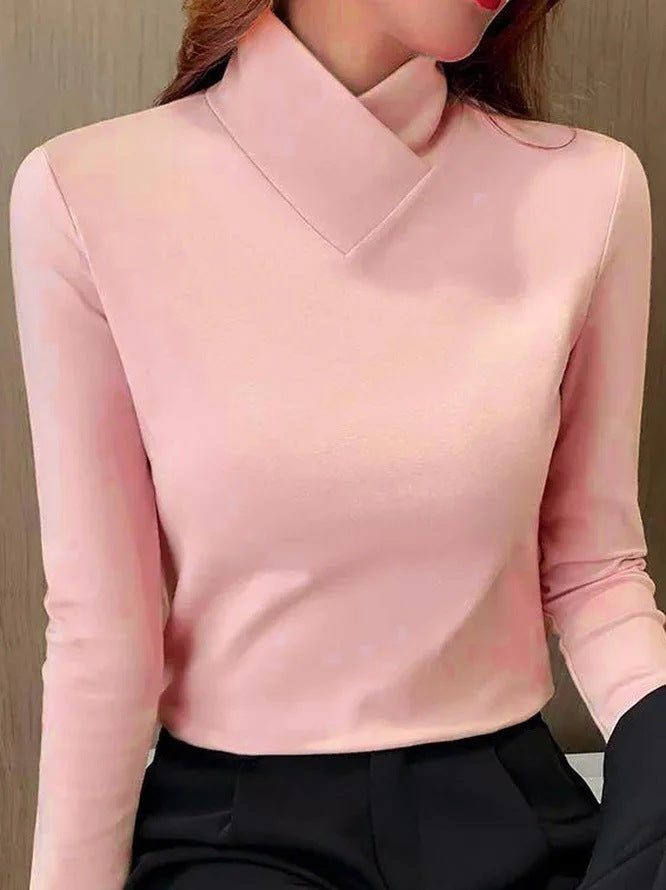 Clara – Elegant Turtleneck with High Collar